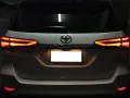 2022 Toyota Fortuner 2.4V 4x2 A/T Pearl White-9