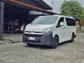 Toyota Hiace Deluxe Commuter 2023 MT-2