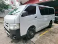Toyota Hiace Commuter 2022 3.0 Manual-1