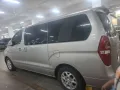 Hyundai Grand Starex CVX Automatic-2