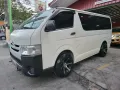 Toyota Hiace Commuter 2018 3.0 Manual-1