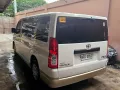 2022 Toyota Hiace Commuter Deluxe 2.8 MT DSL-3
