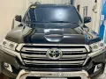 TOYOTA LAND CRUISER PREMIUM 2020 model Top of the line -0