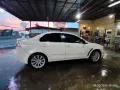 Selling White 2010 Mitsubishi Lancer Ex -2