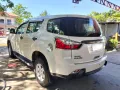 Isuzu Mux 2.5L Manual 2016-1