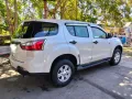 Isuzu Mux 2.5L Manual 2016-2