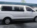 HOT 2019 Hyundai Grand Starex 2.5 CRDi GLS AT (with Swivel)-4