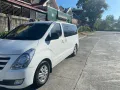 2017 Hyundai Grand Starex-1