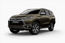 Mitsubishi Pajero Champagne