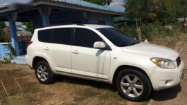 REPRICED. 2006 toyota Rav4 4x4