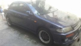 Mazda sedan 323