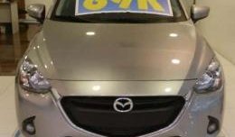 Mazda 2 V plus AT SEDAN