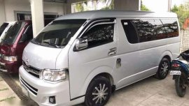 Toyota GL Grandia manual diesel 1st owned 2012