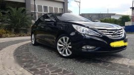 2012 Hyundai Sonata (top of the line)