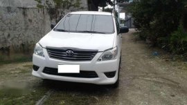 2012 toyota innova . 2008 mazda 3 hatchback