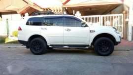 Well kept Mitsubishi Montero Gls 2010 
