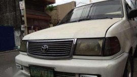 Toyota Revo dlx 2001