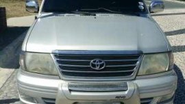 2003 Toyota Revo VX200 for sale