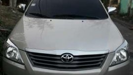 Toyota innova e manual diesel 2012model