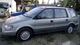 Mitsubishi space wagon 92 model