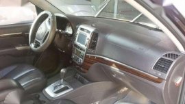 Hyundai Santa Fe 2010 model