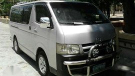 Toyota hiace commuter d4d