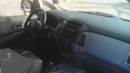 Toyota Innova E all power registered 84 k