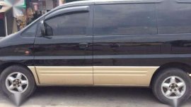 hyundai starex yr 2010 - negotiable