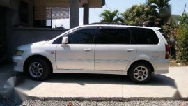Mitsubishi Grandis Chariot