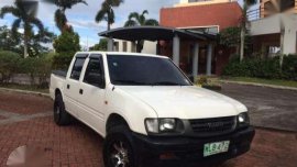 Isuzu Fuego MT Diesel 2000 model alt ranger frontier strada 2001