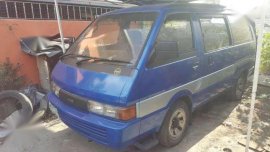 Nissan LARGO turbo diesel serena