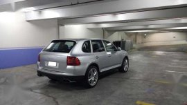 Porsche Cayenne S PGA vs Bmw Fortuner montero ford benz