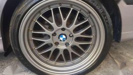 99 bmw 523i e39