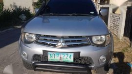 Mitsubishi strada 2010model 4x4