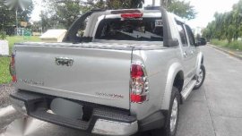 Isuzu D-Max LS (2010 model) in good condition