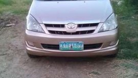 Toyota innova E 2005 for sale