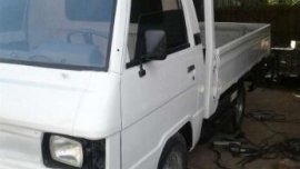 Mitsubishi L300 dropside 97 model