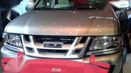 Isuzu Sportivo vs adventure