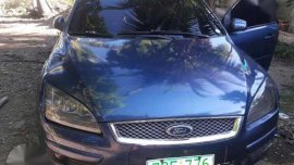 Ford focus 1.8 top of the line .vs vios