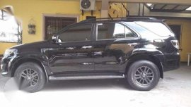 2016 Toyota Fortuner G 4x2 AT Gas 