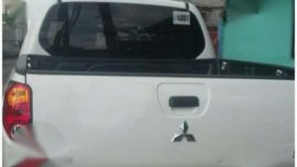 Mitsubishi strada 2011