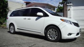 2013 Toyota Sienna Gasoline Automatic
