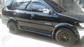 Isuzu crosswind sportivo model 2011