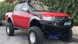 Mitsubishi Strada 3.2L 4x4 4M41 engine l