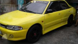 mitsubishi lancer glxi