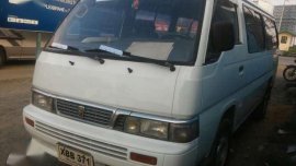 nissan urvan escapade 2002