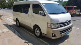 Toyota Hiace Super Grandia 2013