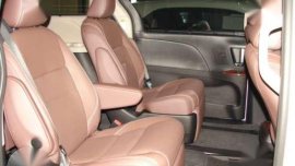 2017 toyota sienna ltd fullest option