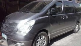 2011 Hyundai grand Starex VGT GOLD