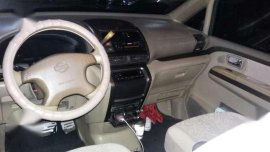 Nissan serena 7seater local